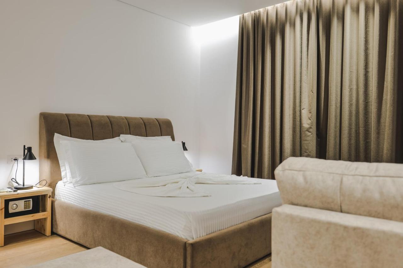 Luxury Villa Alisja Sarande With Private Beach Экстерьер фото