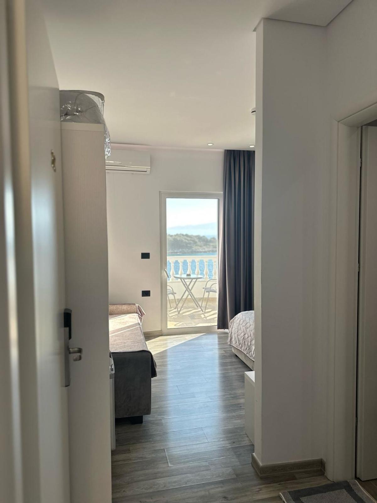 Luxury Villa Alisja Sarande With Private Beach Экстерьер фото