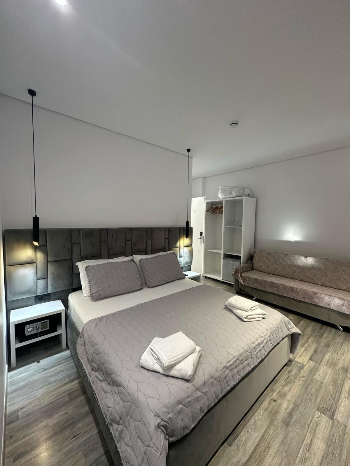 Luxury Villa Alisja Sarande With Private Beach Экстерьер фото